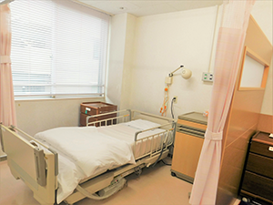 公式介護医療院設備ページに掲載された居室。