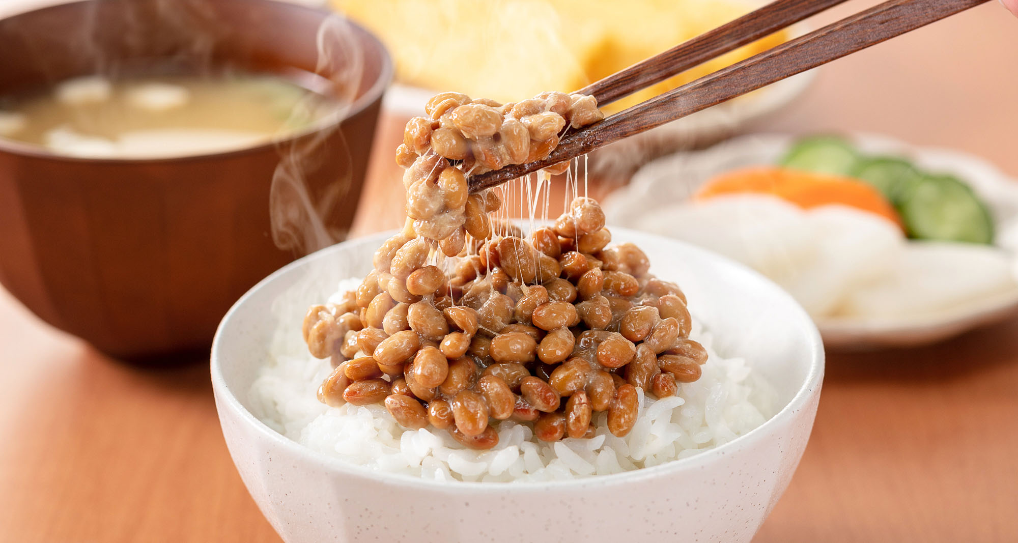 ご飯に盛った納豆