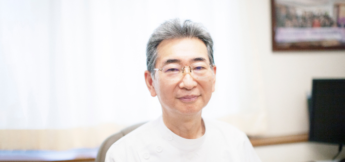 理念・診療方針を紹介する医師の写真