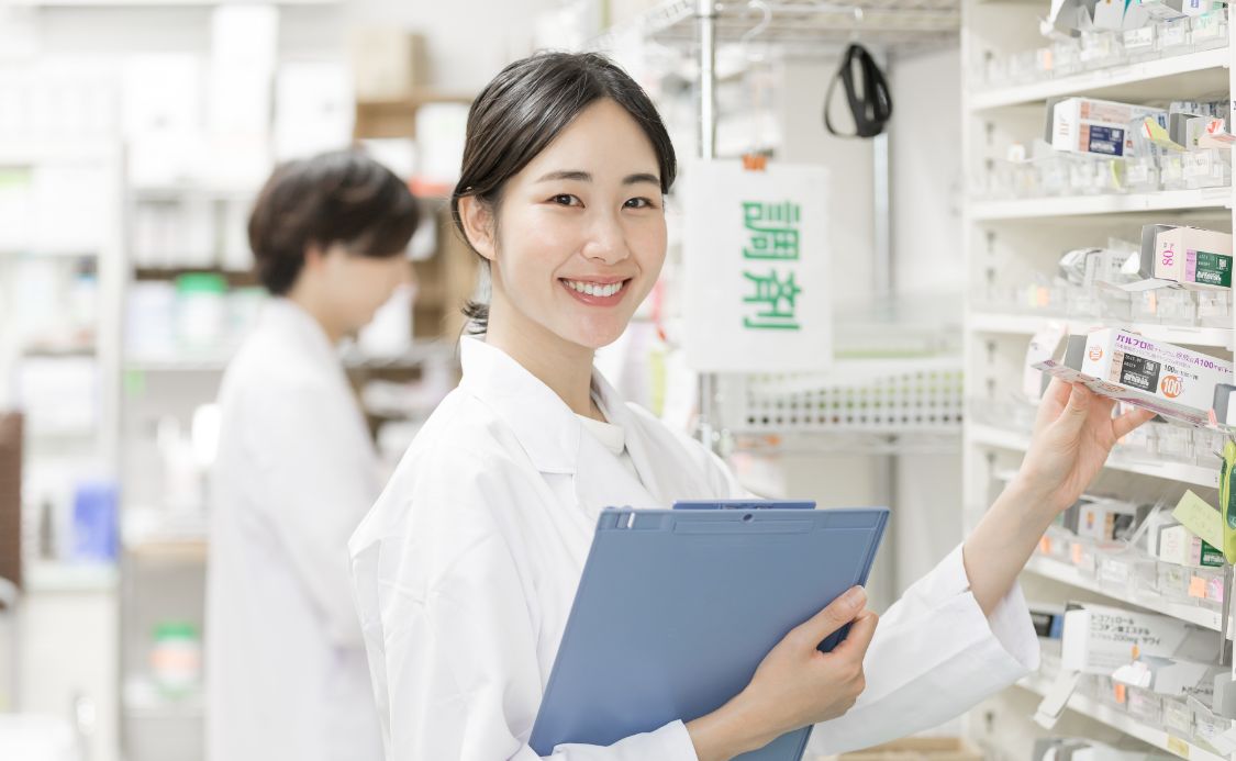 さつき薬局本店 の写真