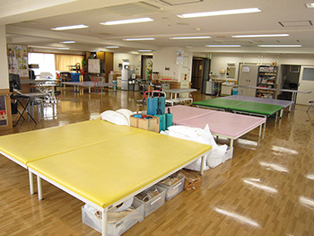 慈誠会前野病院のリハビリテーション室