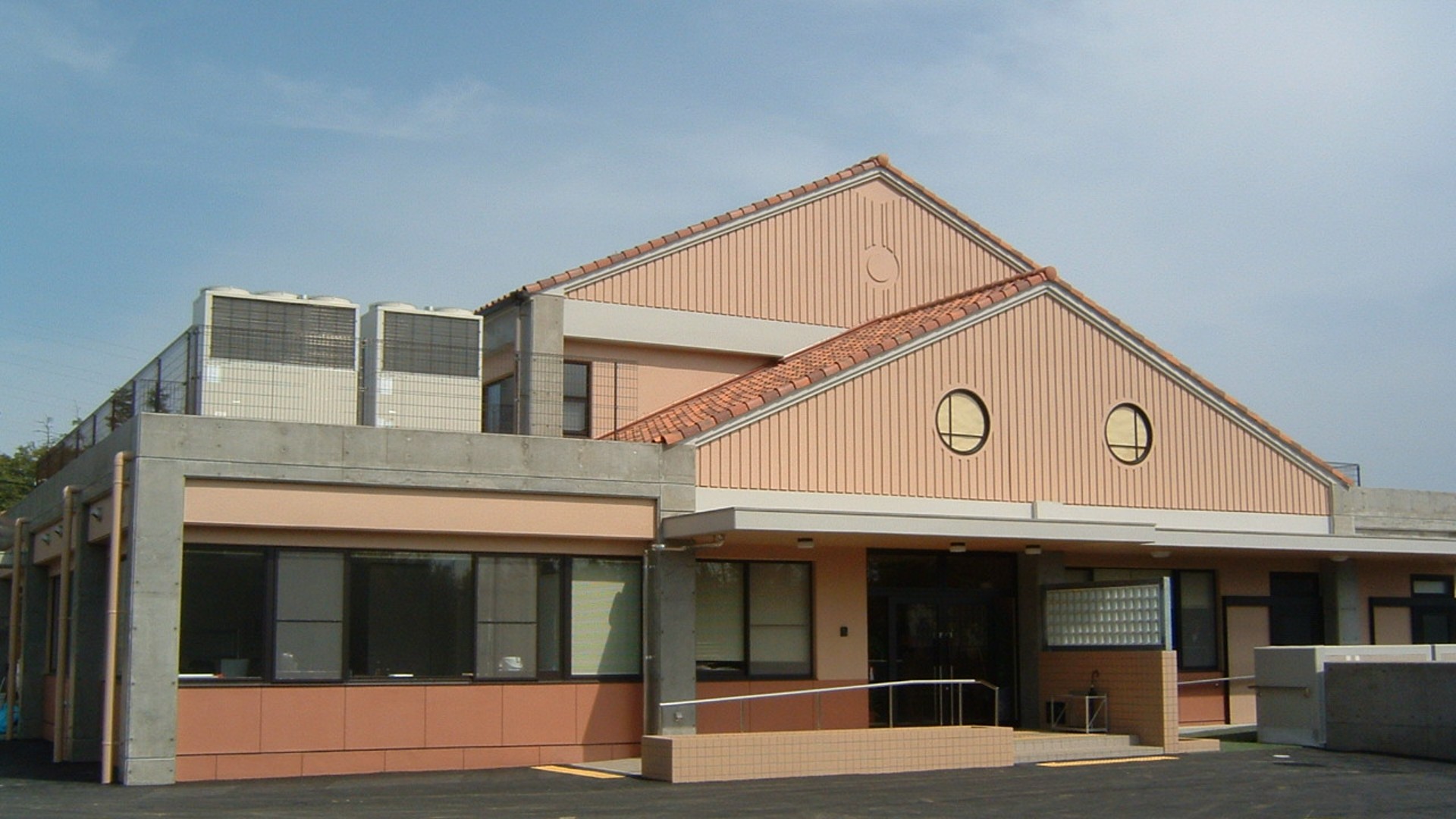 障害者支援施設ぽれぽれ診療所 の写真