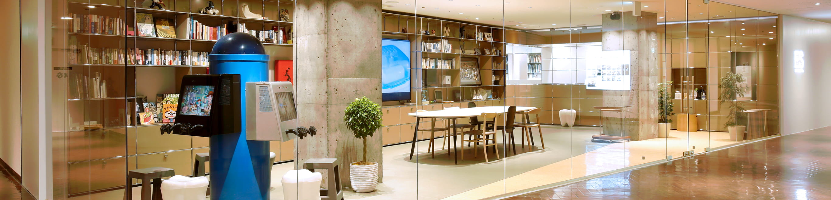 公式オフィスツアー掲載の大阪梅田オフィス全景