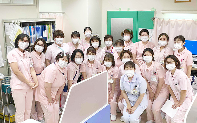 公式看護部ページに掲載された看護スタッフ