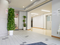 聖英病院のエントランスホール