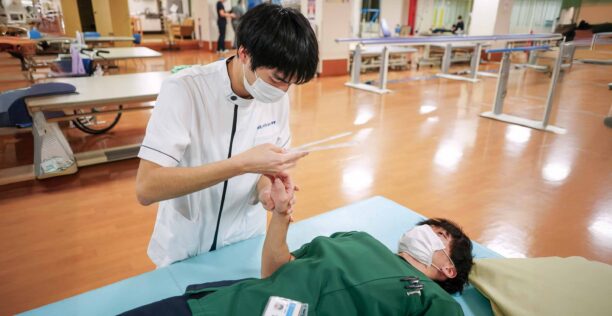 メディカルコート八戸西病院 の写真