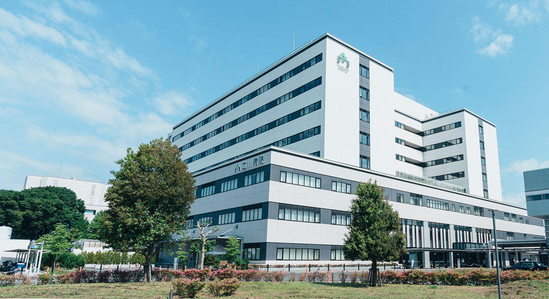 公式トップに掲載される立川病院の建物外観