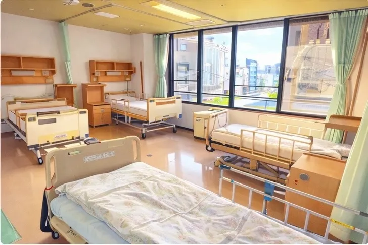 公式入院案内掲載の療養病棟居室