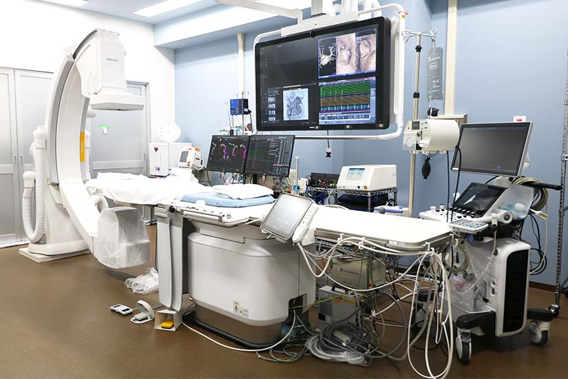 公式ギャラリーに掲載されるカテーテル検査・治療に用いる設備