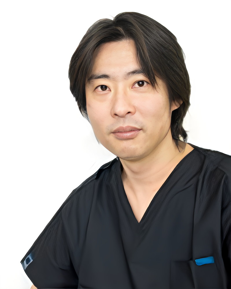 公式「ごあいさつ」掲載の院長写真