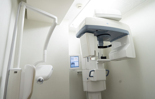 院内に設置された歯科用CT・撮影設備