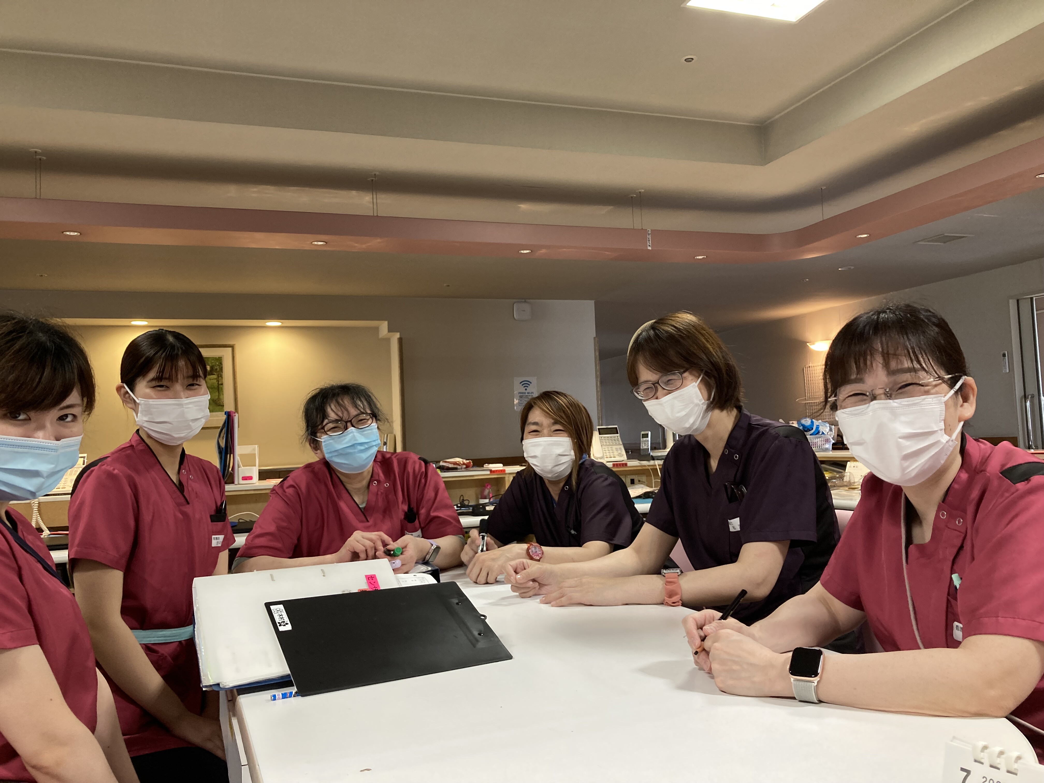 看護部ページに掲載された4階医療療養病棟の画像。