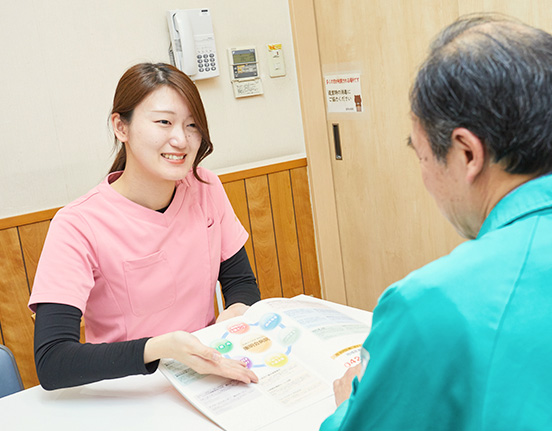 地域医療推進部での相談の様子