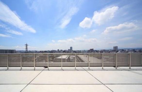 医療機器を備えた手術室
