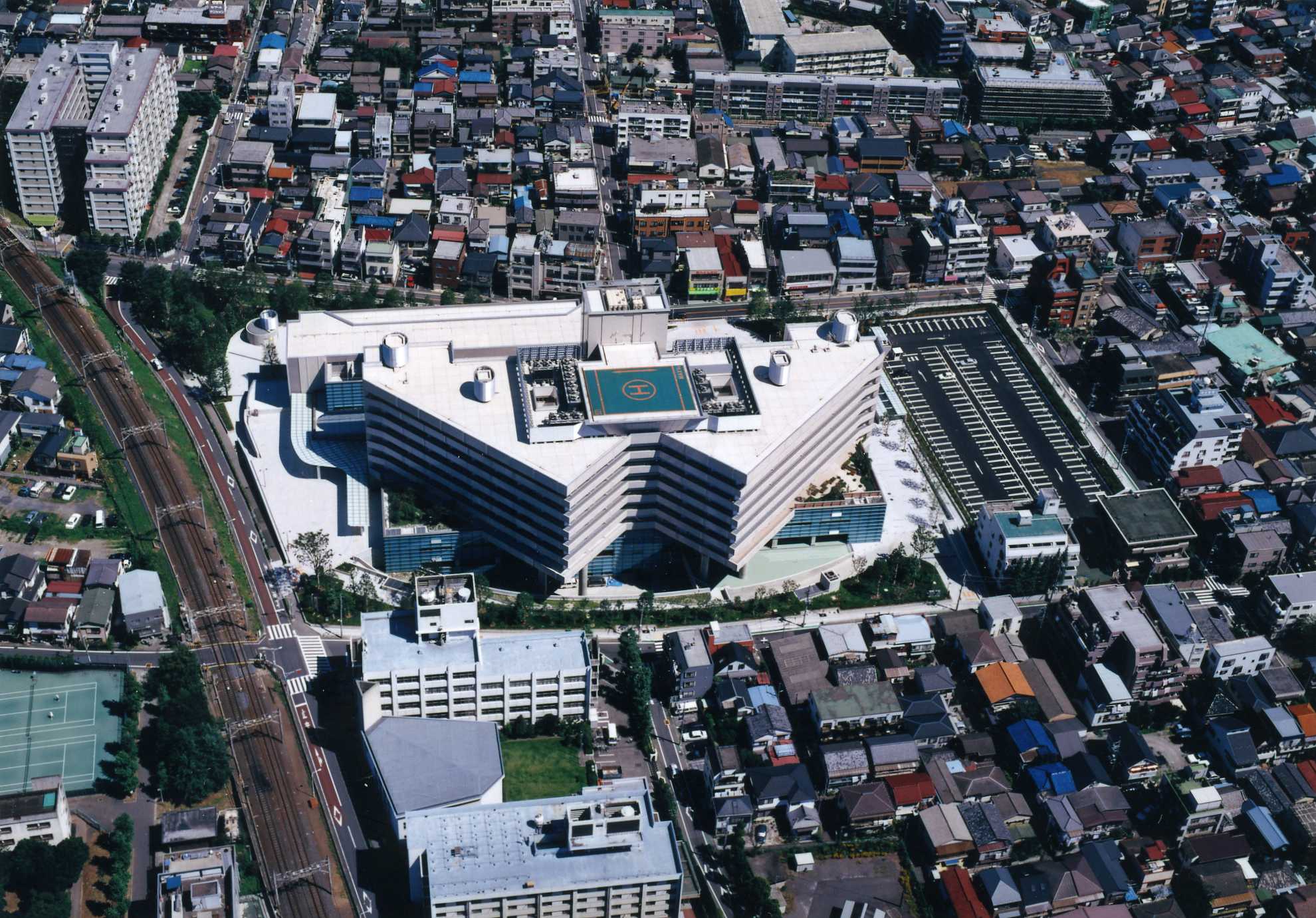 東京都立豊島病院 の写真