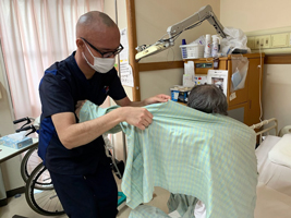 代々木病院のリハビリテーション場面