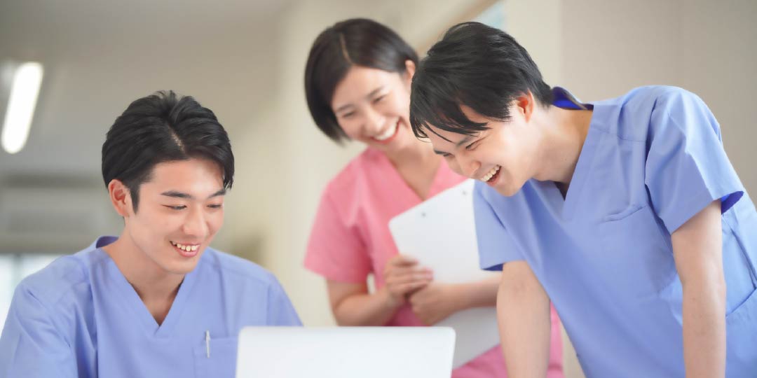 看護部公式サイトに掲載される教育・支援システムの写真