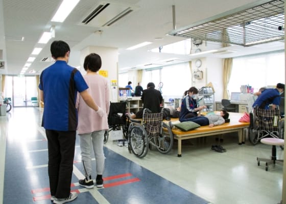 歩行訓練などを行うリハビリテーション室