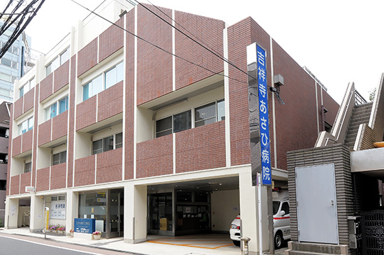 公式透析センター紹介ページの病院外観